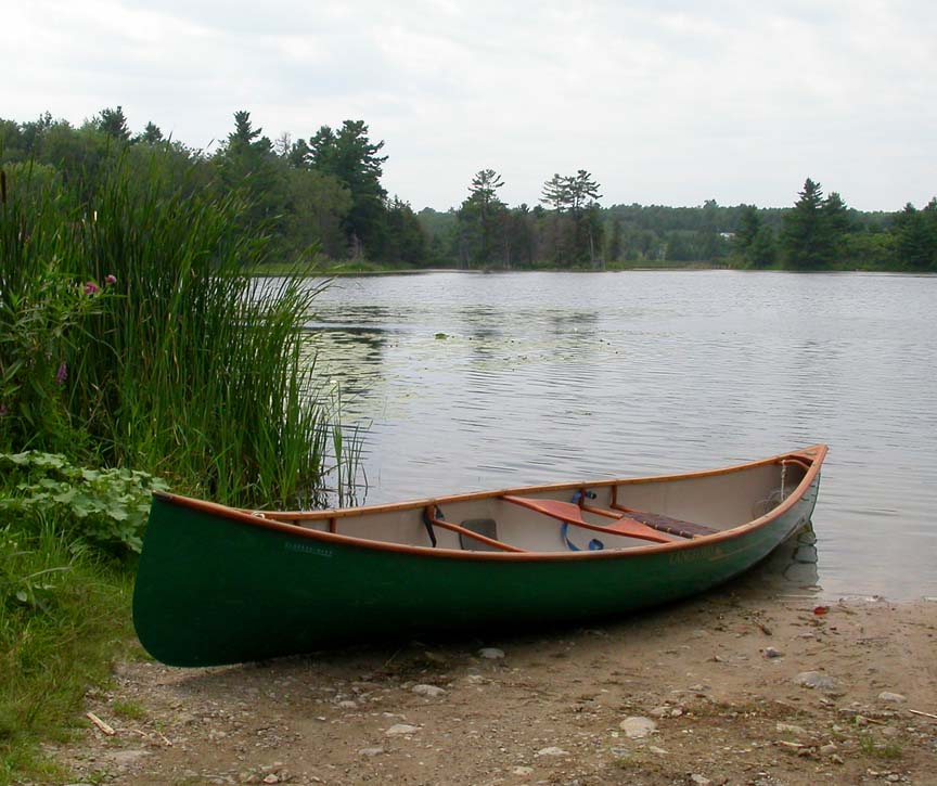 [green-canoe-1-large.jpg]