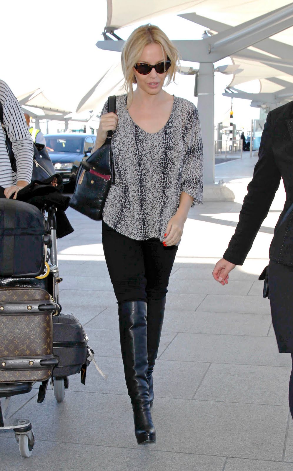 Kylie Minogue Leggy Candids