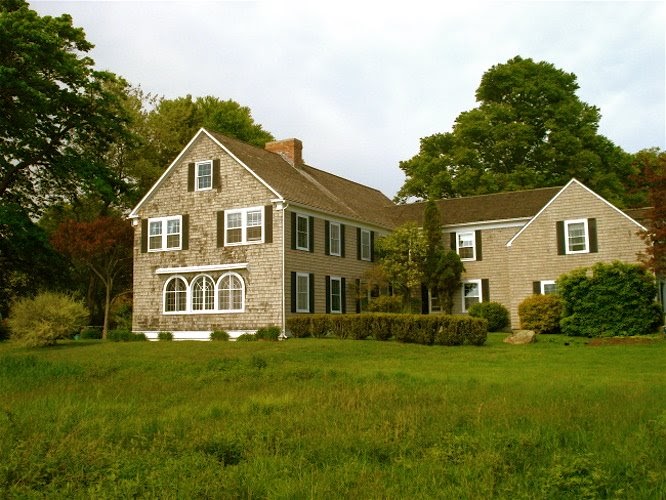 Historical Home Niantic (Black Point) Beach House