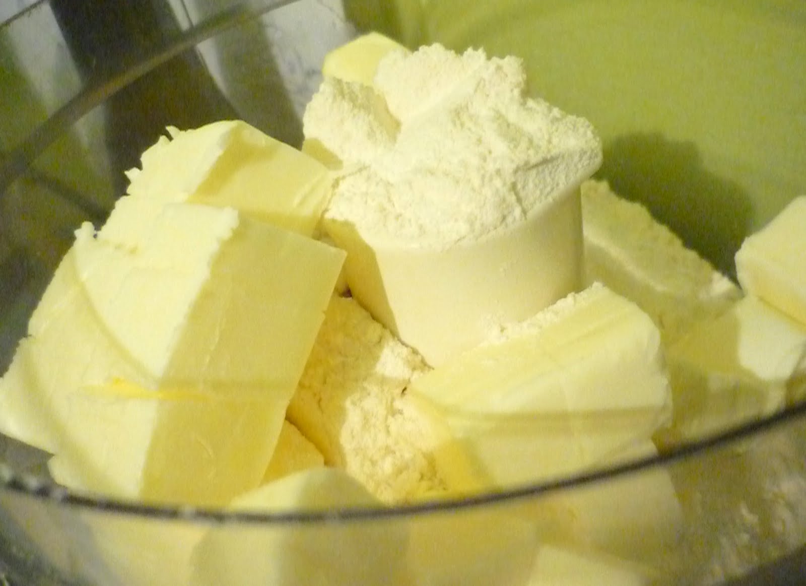 [chees+bun+9.jpg]