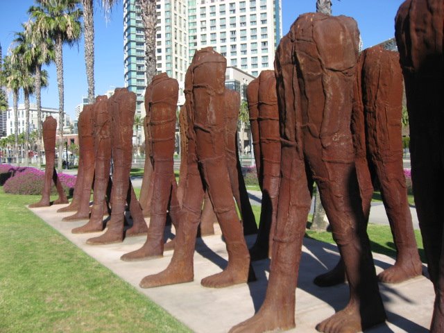 [walking+to+convention+center.JPG]