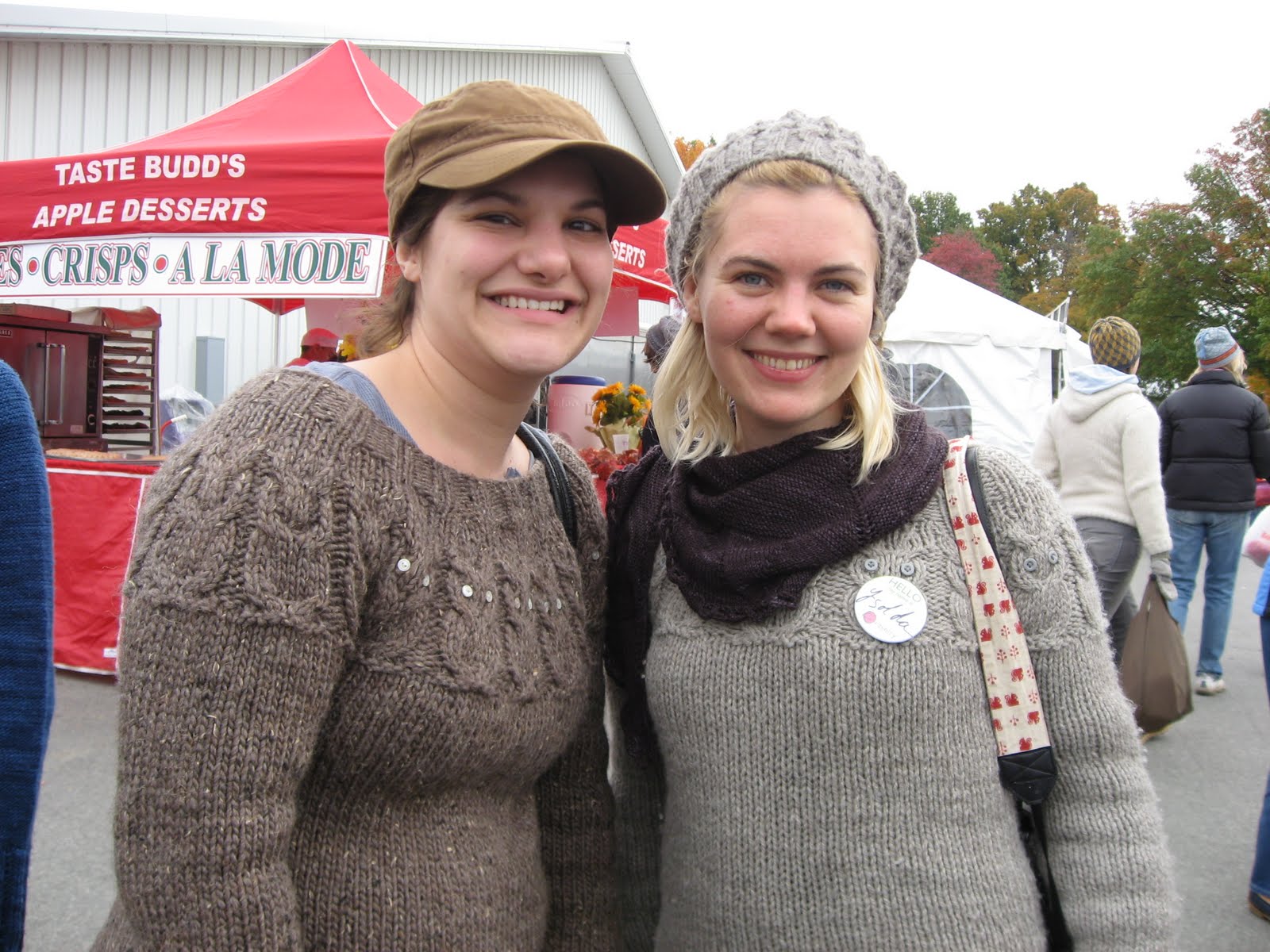 [Michelle+&+Ysolda.JPG]