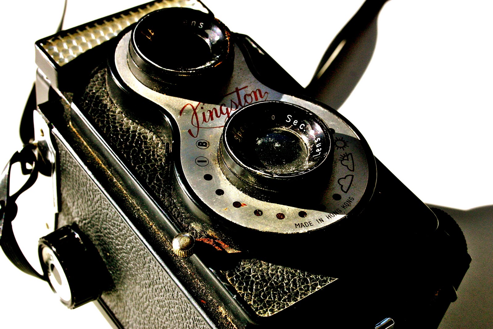 by the way... Kingston Double Lens Reflex (Box Set Camera)