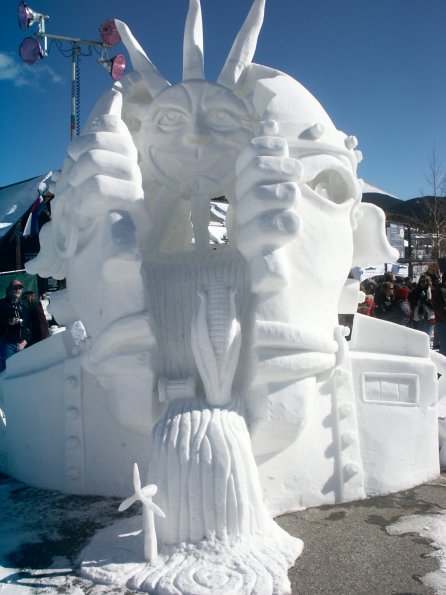 [estatuas-de-nieve6.jpg]