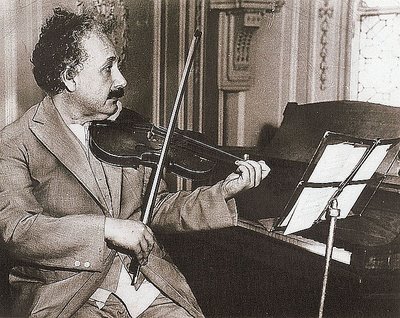 [Einstein17.jpg]