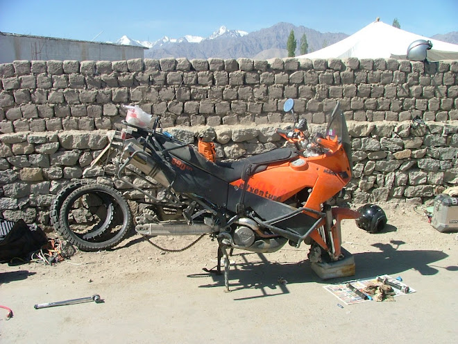 Changing tyres in Leh