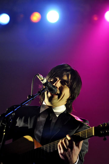 [1175023_MonstersOfFolk_1.jpg]