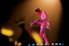 G-dragon "2010 Shine a light concert"