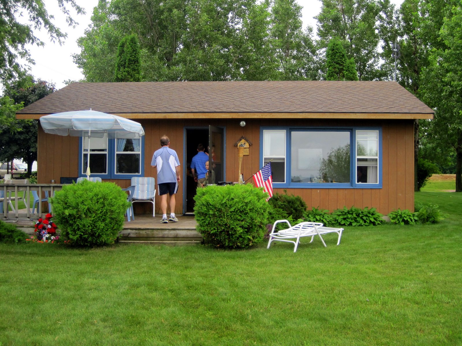 [Summer+2009+005.JPG]