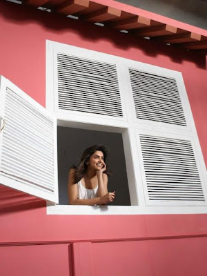 Deepika padukon in nescafe coffee ads