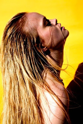 Sexual Wallpapers of Akila Berjaoui
