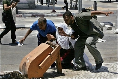 [capt.sge.muy10.130607115441.photo03.photo.default-512x341.jpg]