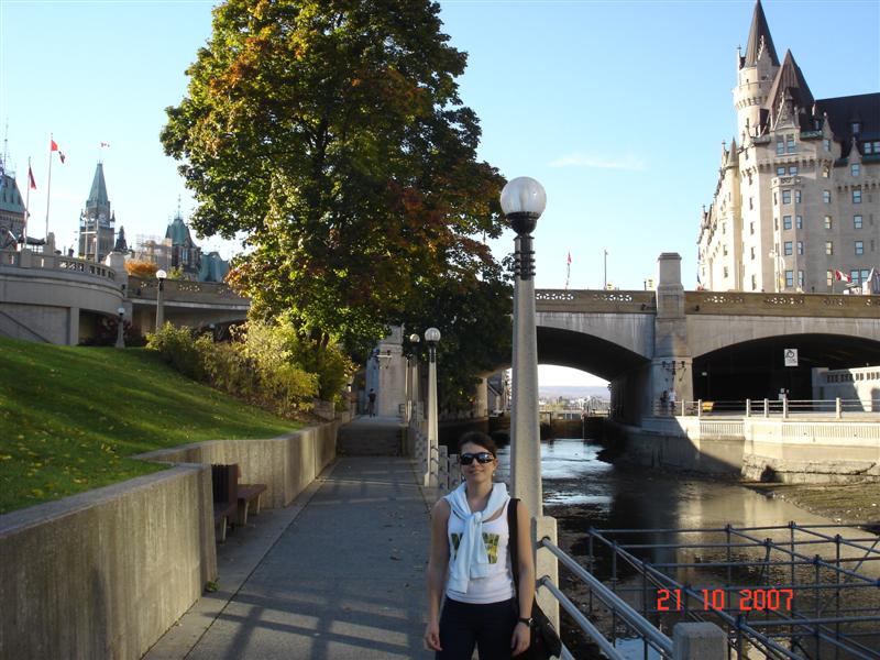[Ottawa+oct+(14)+(Medium).JPG]