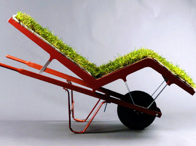 Chaise Lawn Chair Is a Grassy Chair