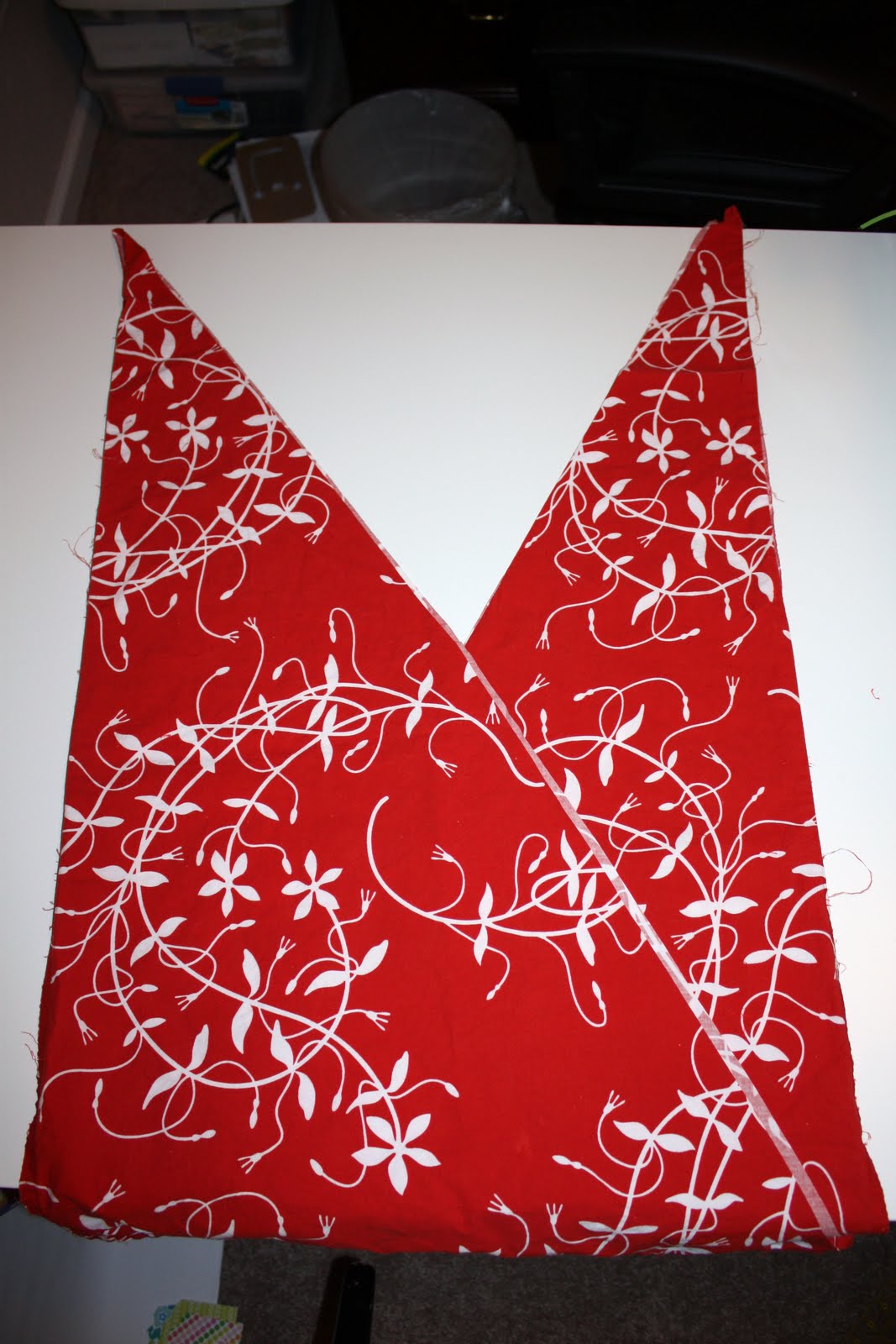 Make a Large Shopping Tote from a Pillowcase