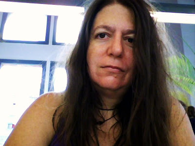 Okok posteando desde la biblioteca Okok posteando desde la biblioteca