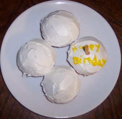 [cupcakes.jpg]