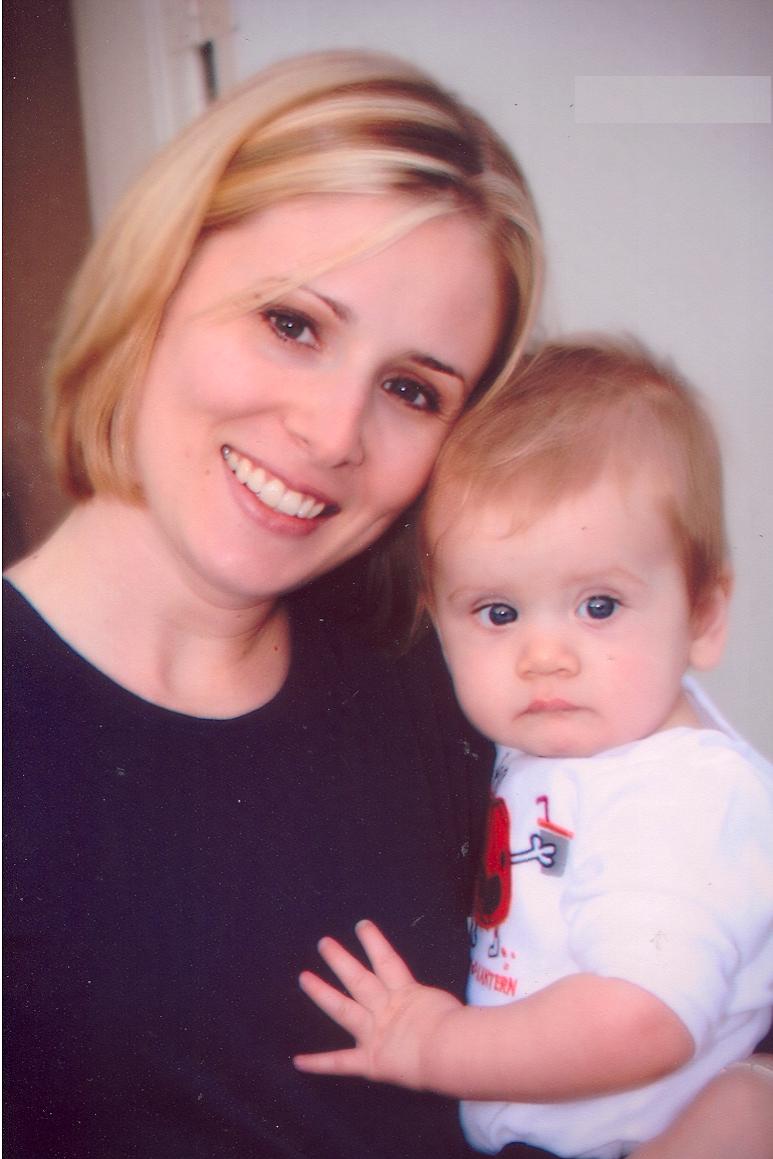 [aimee+and+mags.JPG]