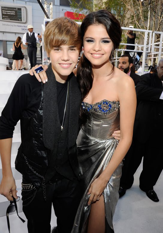 Justin Bieber amp; Selena Gomez Selena Gomez Death Threats. Justin Bieber amp; Selena Gomez