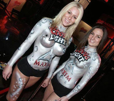 You Choose Which Of The Two Sexy Girl With Art Body Painting