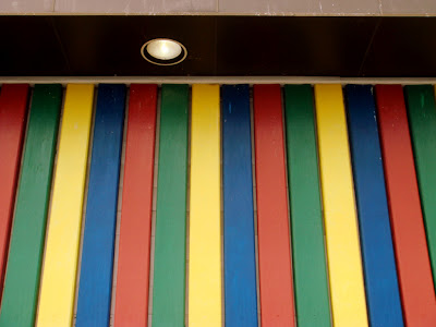 Toys+r+us+logo+giraffe