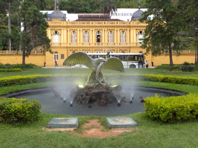 [Petropolis+06.jpg]