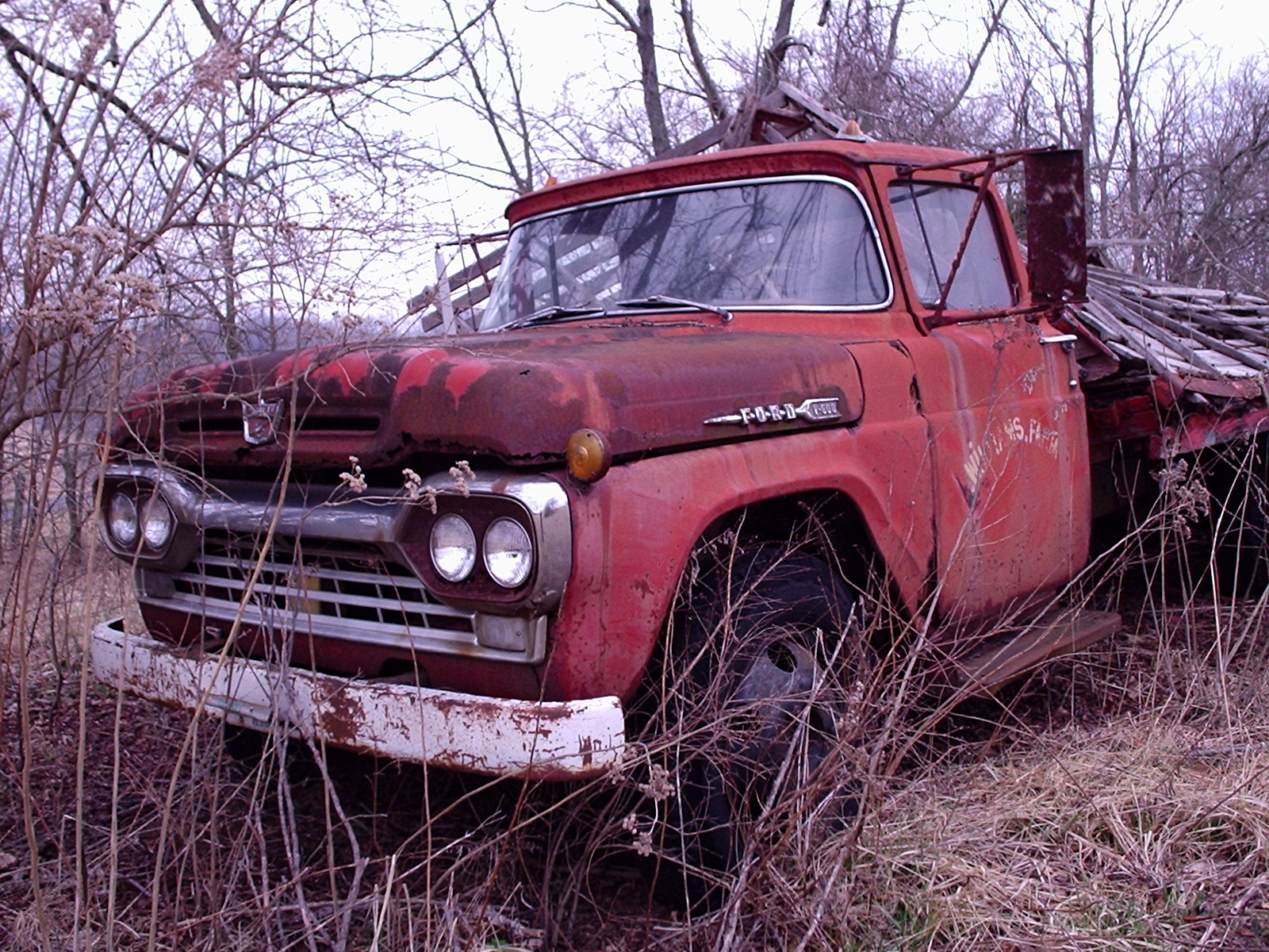 [Old+Ford+Truck.JPG]