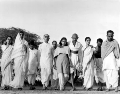 mahatma gandhi as a mass communicator Transcript of mahatma gandhi and his role in indian mahatma gandhi's role in indian nationalism mahatma gandhi and his role in indian nationalism. mahatma gandhi as a mass communicator Transcript of mahatma gandhi and his role in indian mahatma gandhi's role in indian nationalism mahatma gandhi and his role in indian nationalism.