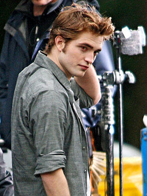Robert Pattinson Hot
