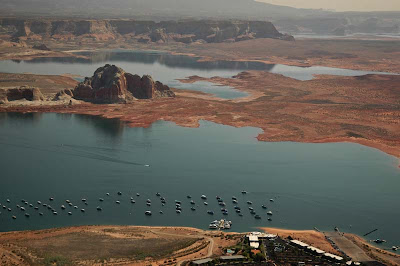 Lake Powell Resort's magnificent setting