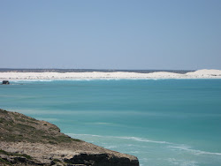 White sand at the head of the bight