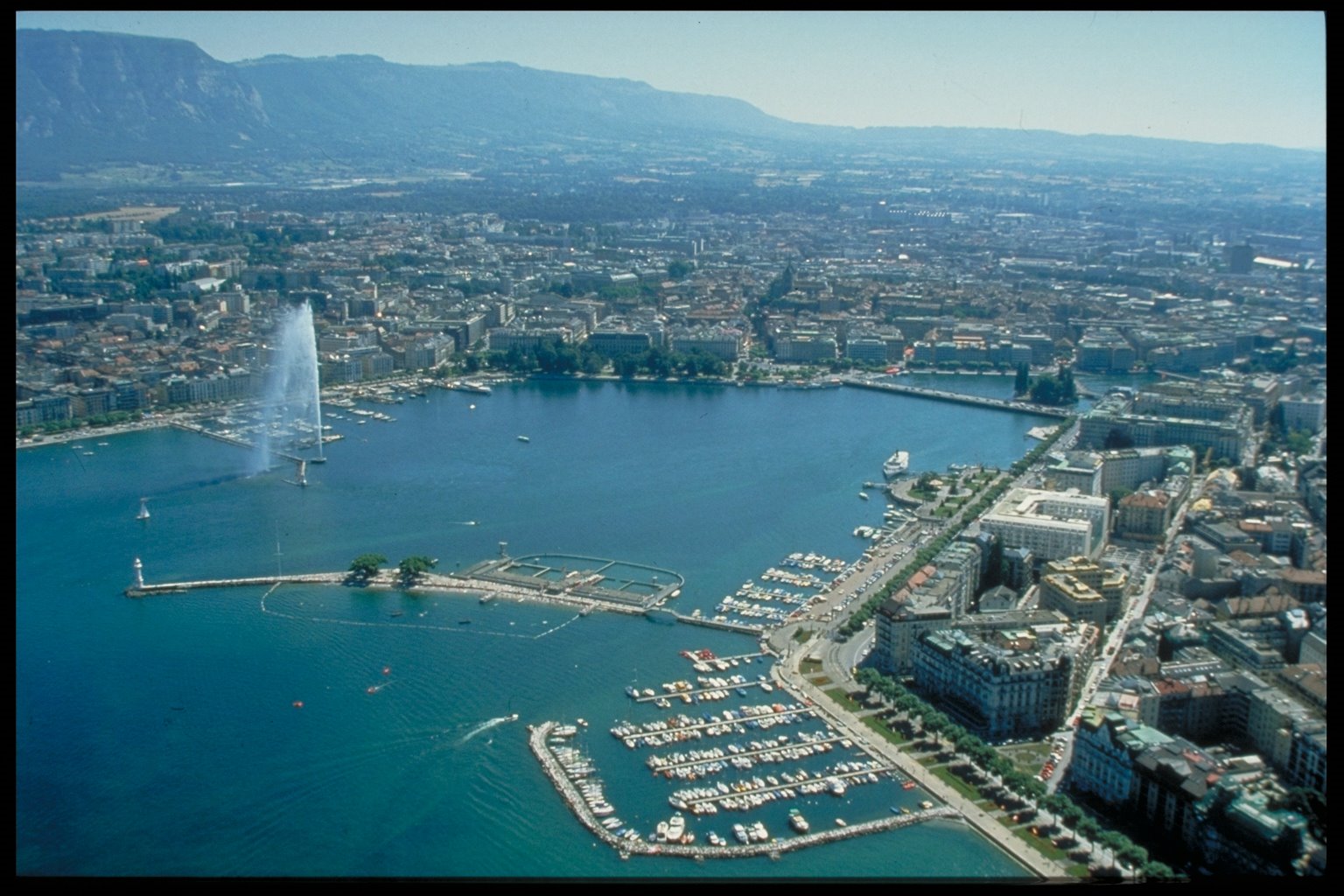 [Geneve-1.jpg]