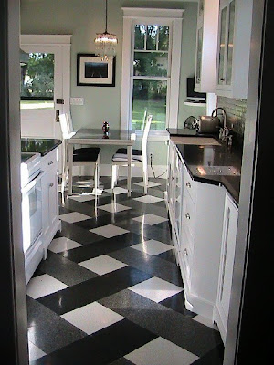 White Kitchen Cabinets Design on Kitchen Remodel Designs  Granite Kitchen Floor