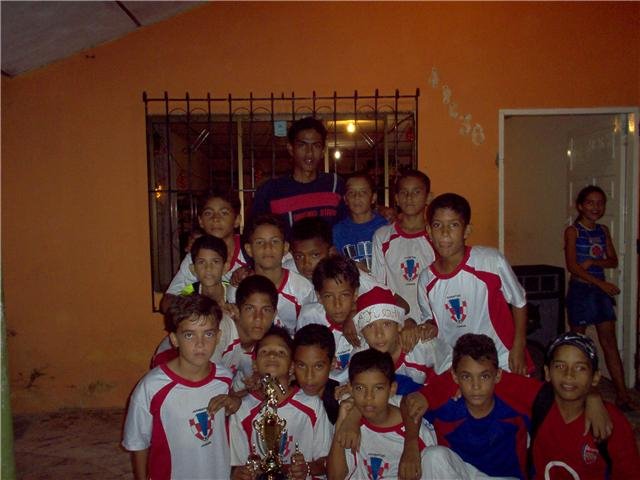 [juventud+junior3.bmp]