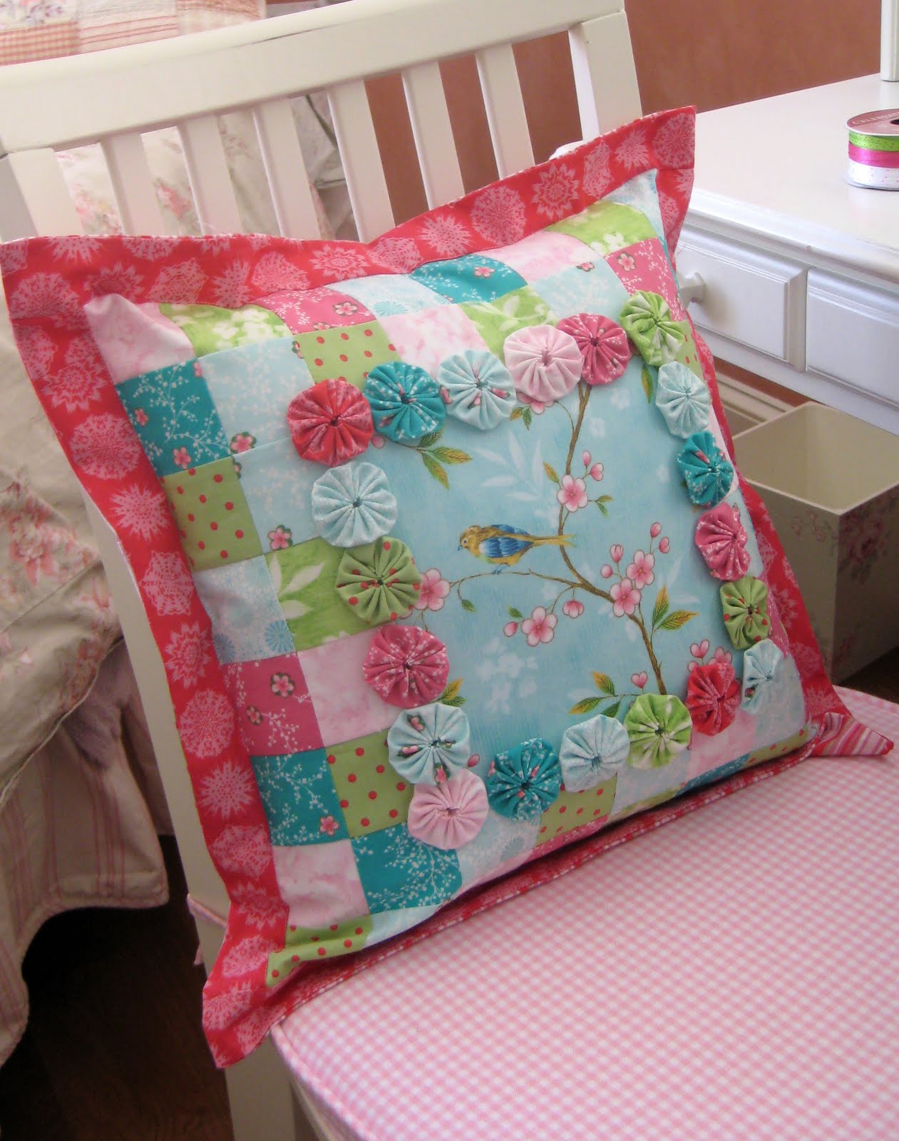 [YoYo_pillow_SM.jpg]