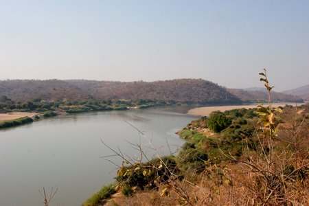 [IMG_5985_ToLusaka.jpg]