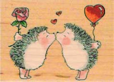 L'amore è paziente, è benigno; l'amore non invidia, l'amore non si mette in mostra, non si gonfia,