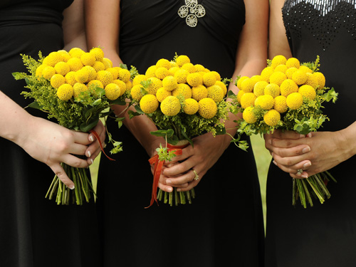 A playful yellow and turquoise wedding 