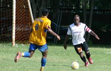 Moca y Jarabacoa encabezan  Liga Mayor de Fútbol