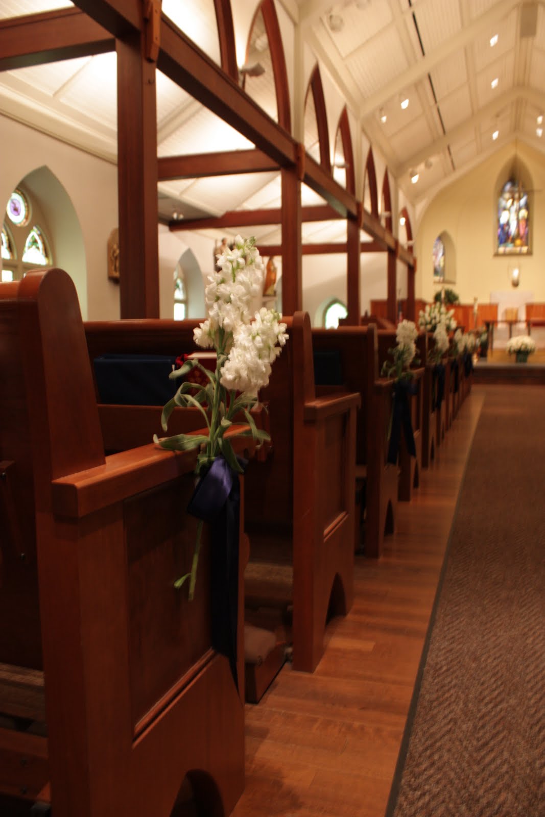 [pew+decor.JPG]
