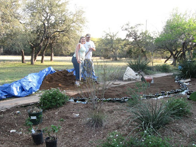 DivasoftheDirt,Mindy & Warren, edging