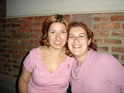 Mi e eu, num bar em Bogotá