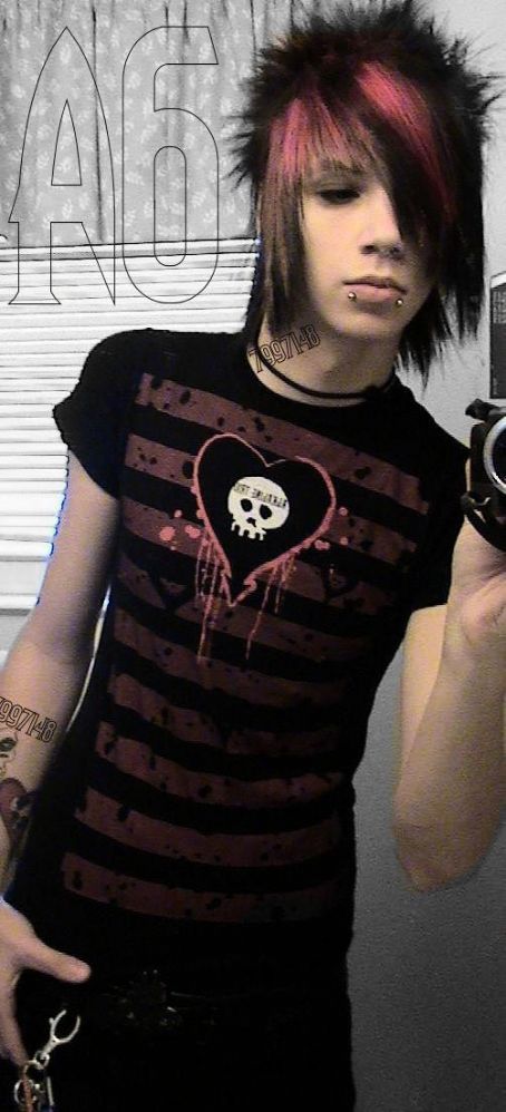 Andy Sixx Outfit