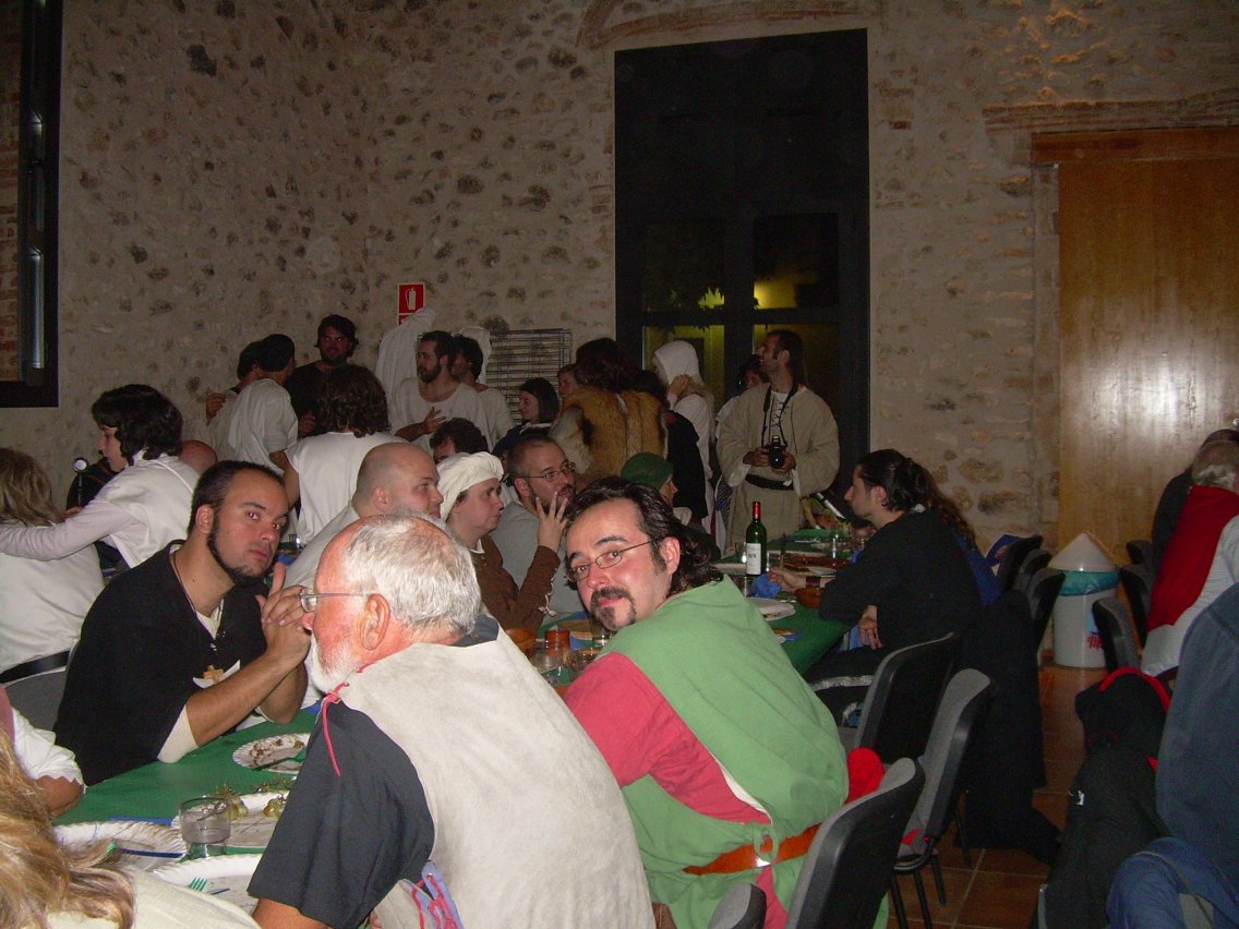 [cenando.jpg]