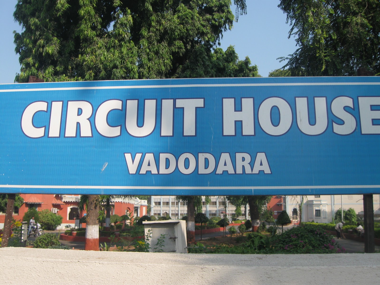 Monuments Of Vadodara Some Imp Monuments....