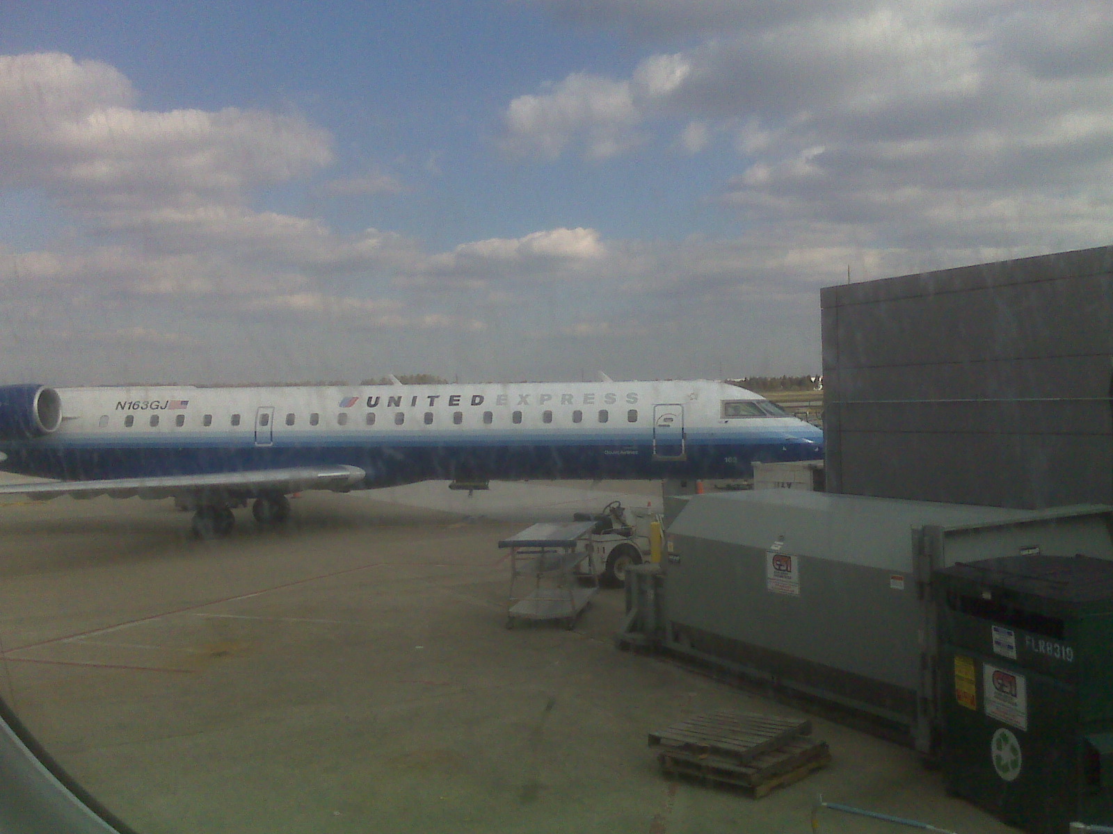 [=?Windows-1252?B?SU1HMDAzMjcuanBn?=-746300]