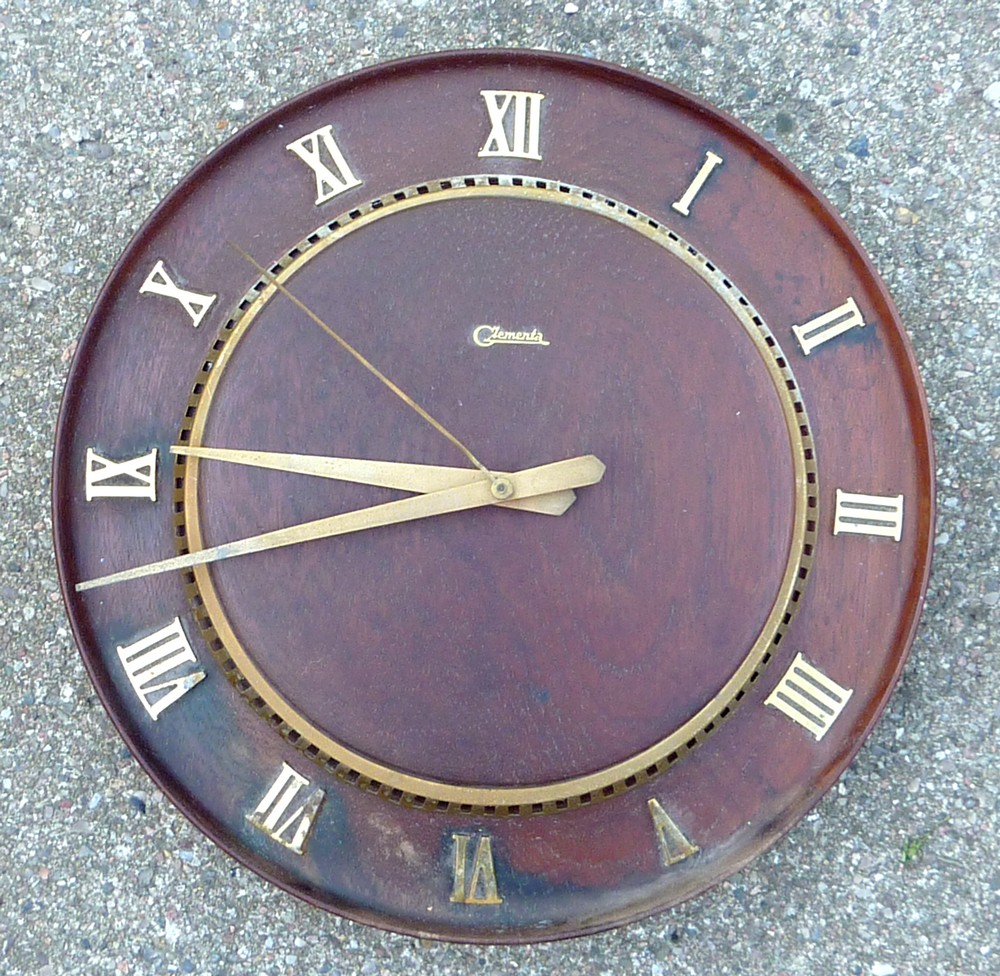 TELAVOX CLOCKS A synchronous Clementa