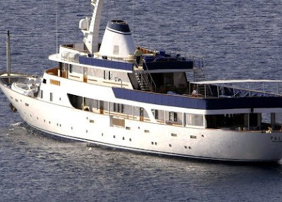 CDG 17 : journalistes... complices ? yacht+2 CDG 17 : journalistes... complices ?