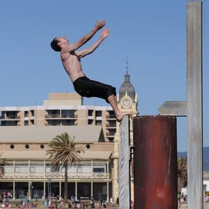 jetty jumping glenelg