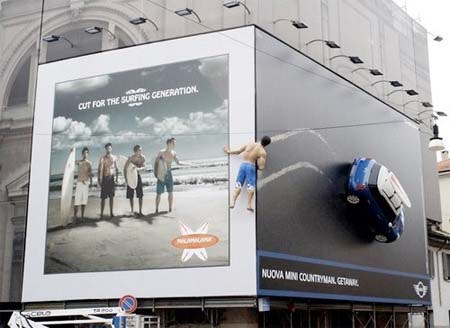 Foto-foto iklan yang unik dan aneh